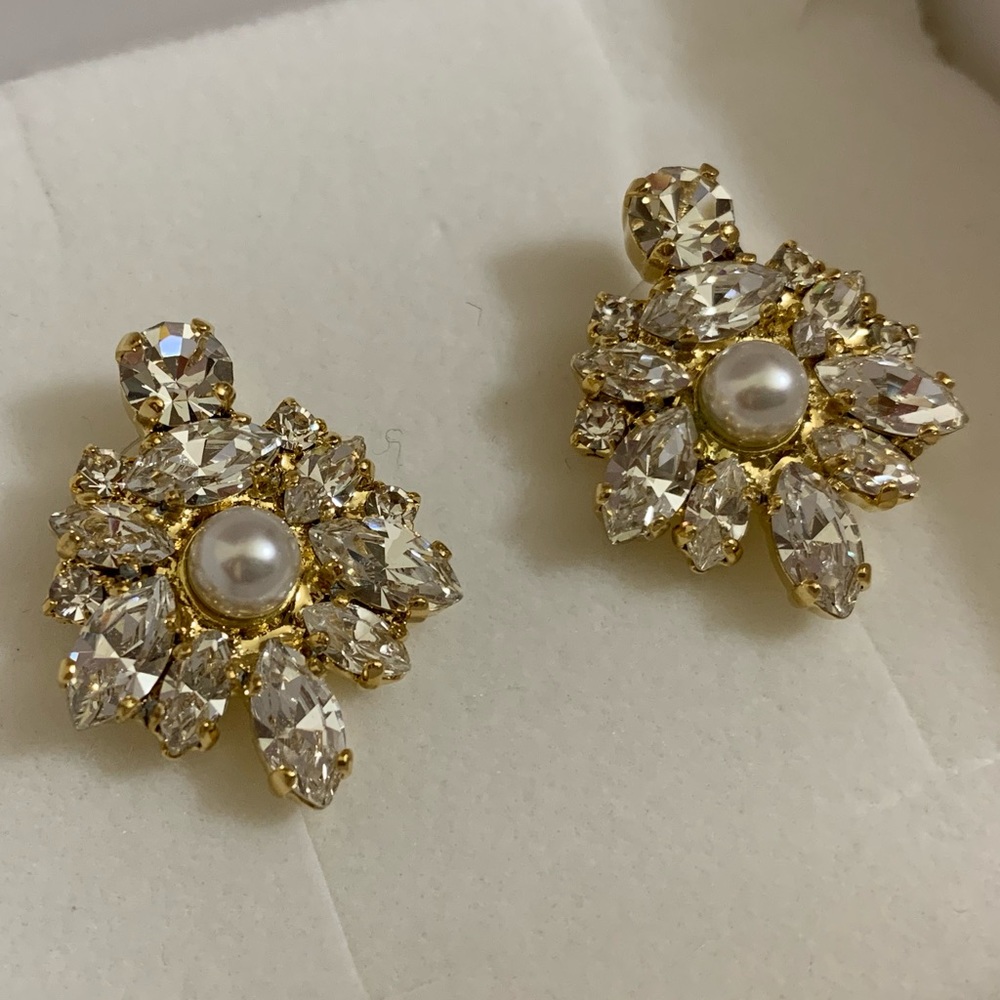 Ilona Rubin Dazzling Crystal Bridal Earrings - Picture 8 of 12